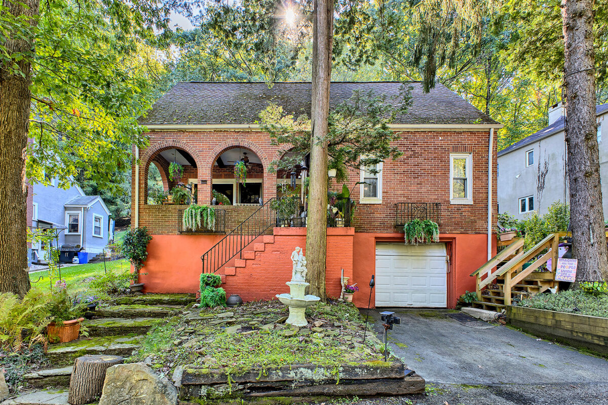 309 Dorothy Louise DRIVE — photo 1