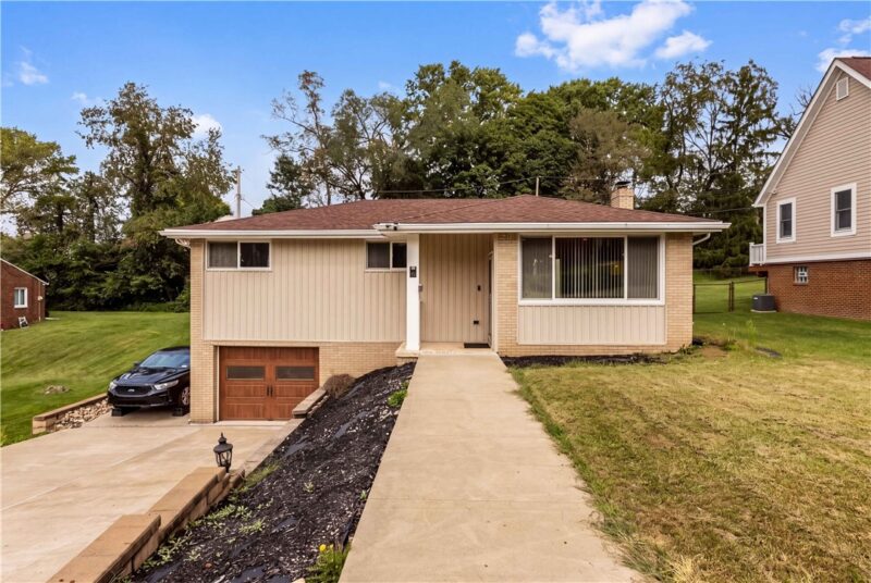 1233 Mckinley Dr — photo 2