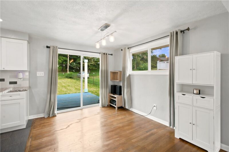 1233 Mckinley Dr — photo 7