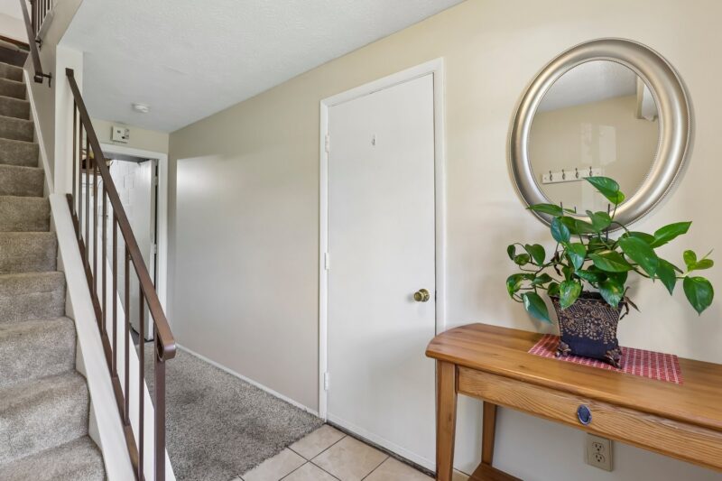 327 Joan of Arc Court — photo 8