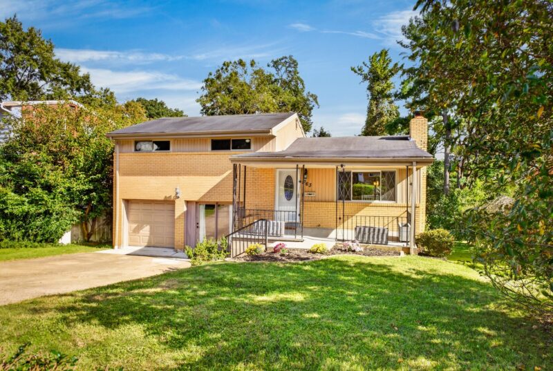 563 Sunnyfield DRIVE — photo 3