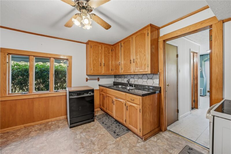 1251 Franklin Rd — photo 4