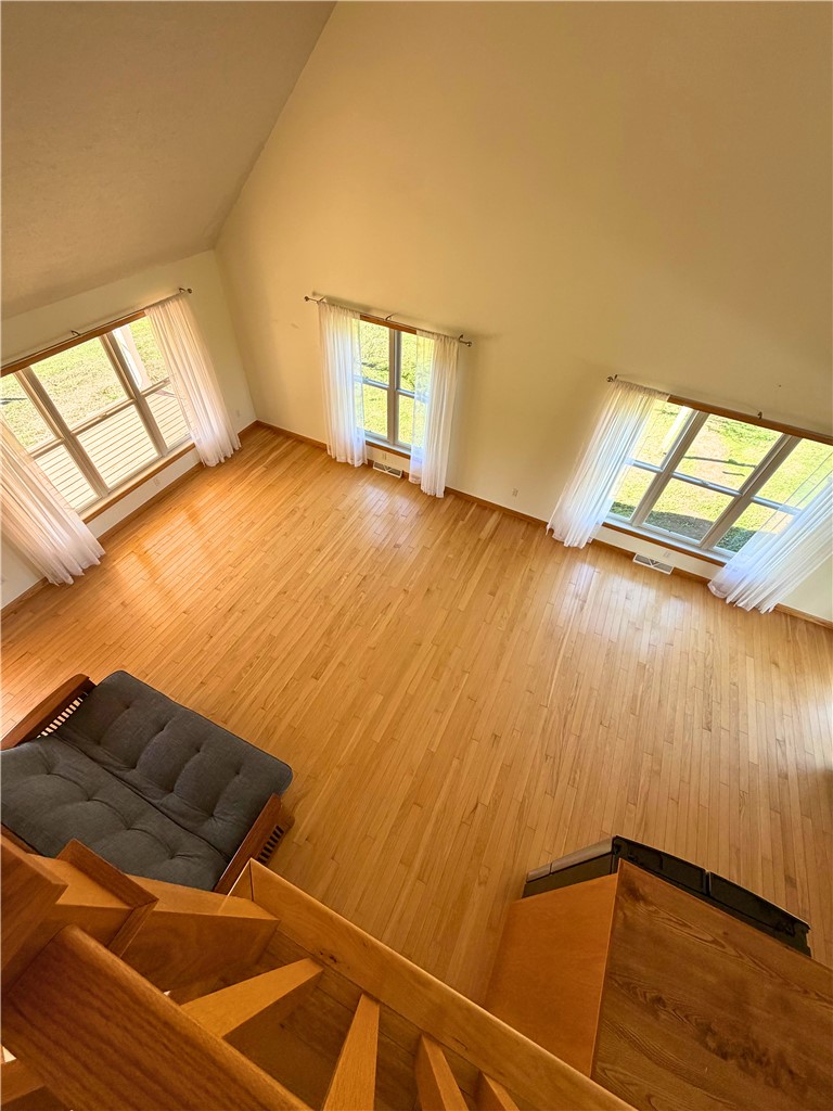 628 Carlton Road — photo 8