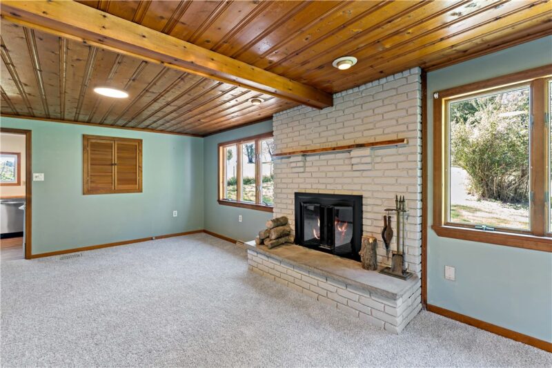 358 Municipal Dr — photo 8