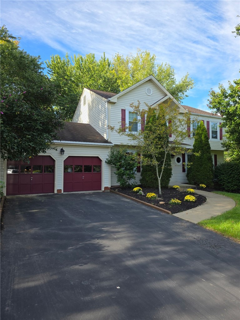 163 Woodbine Dr — photo 1