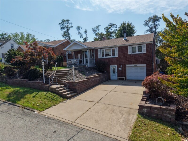 922 Lindberg Ave — photo 3