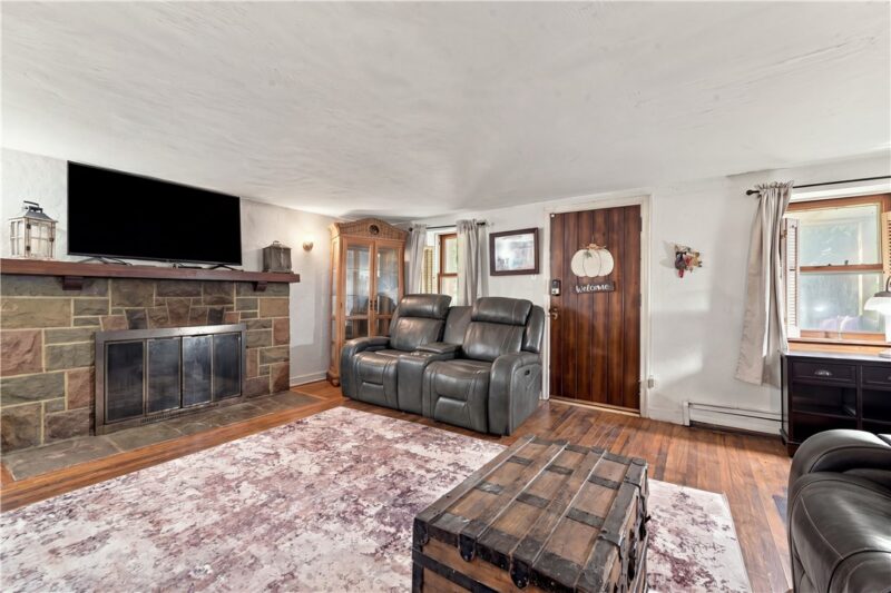 140 McDermott Rd — photo 7
