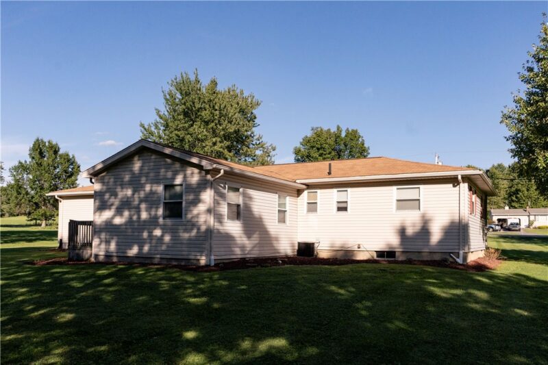 733 Greenfield Rd — photo 5