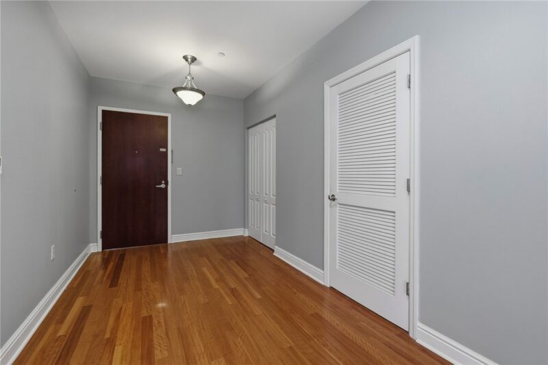 151 Fort Pitt Blvd 1402 — photo 5