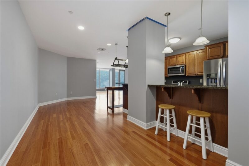 151 Fort Pitt Blvd 1402 — photo 7