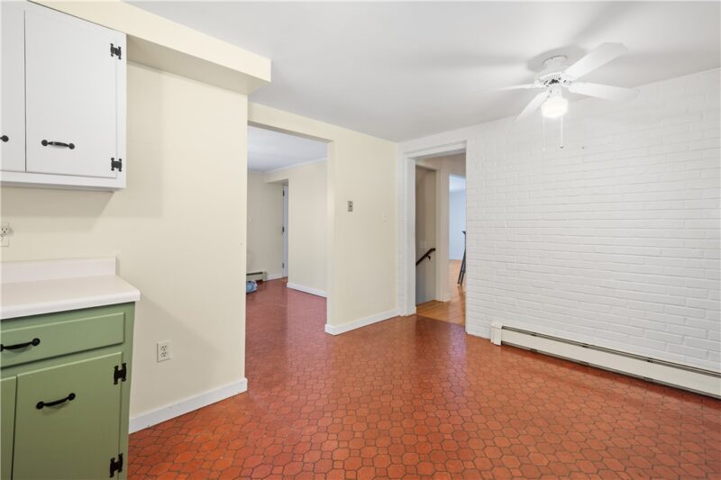 109 Valleyview Drive — photo 8