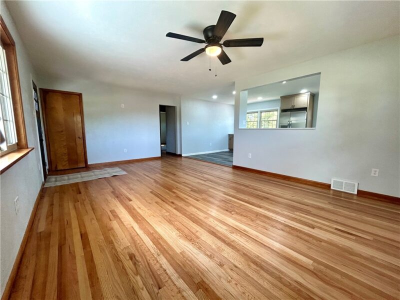 714 Maple Dr — photo 5