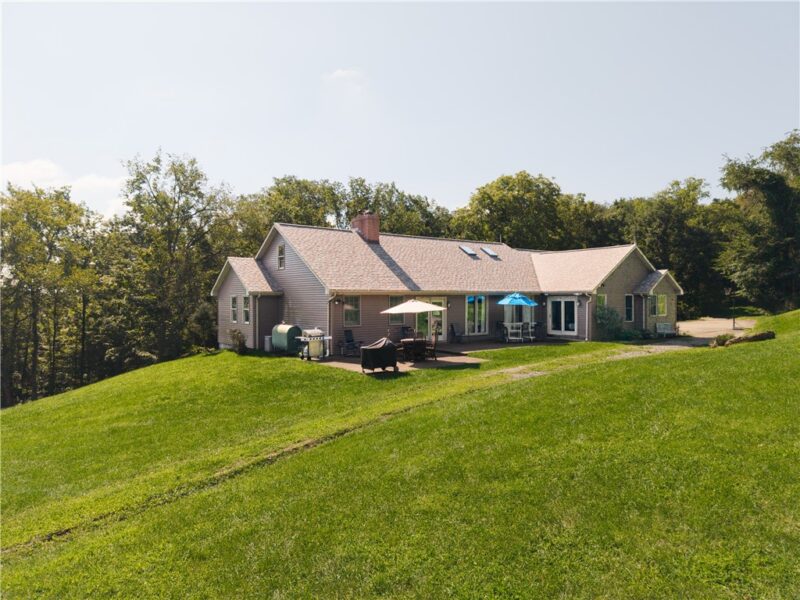 270 Mcdowell Ln — photo 4