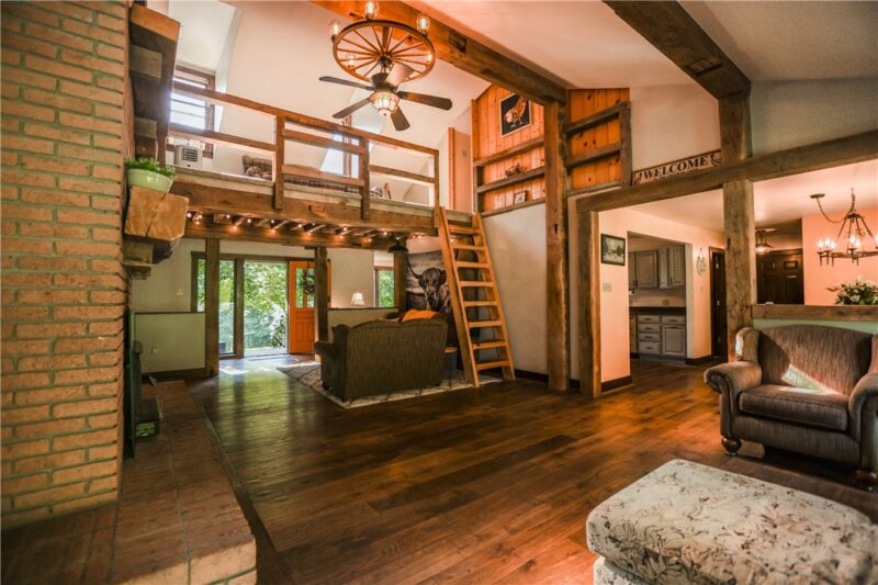 270 Mcdowell Ln — photo 5