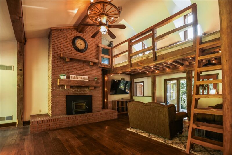 270 Mcdowell Ln — photo 6