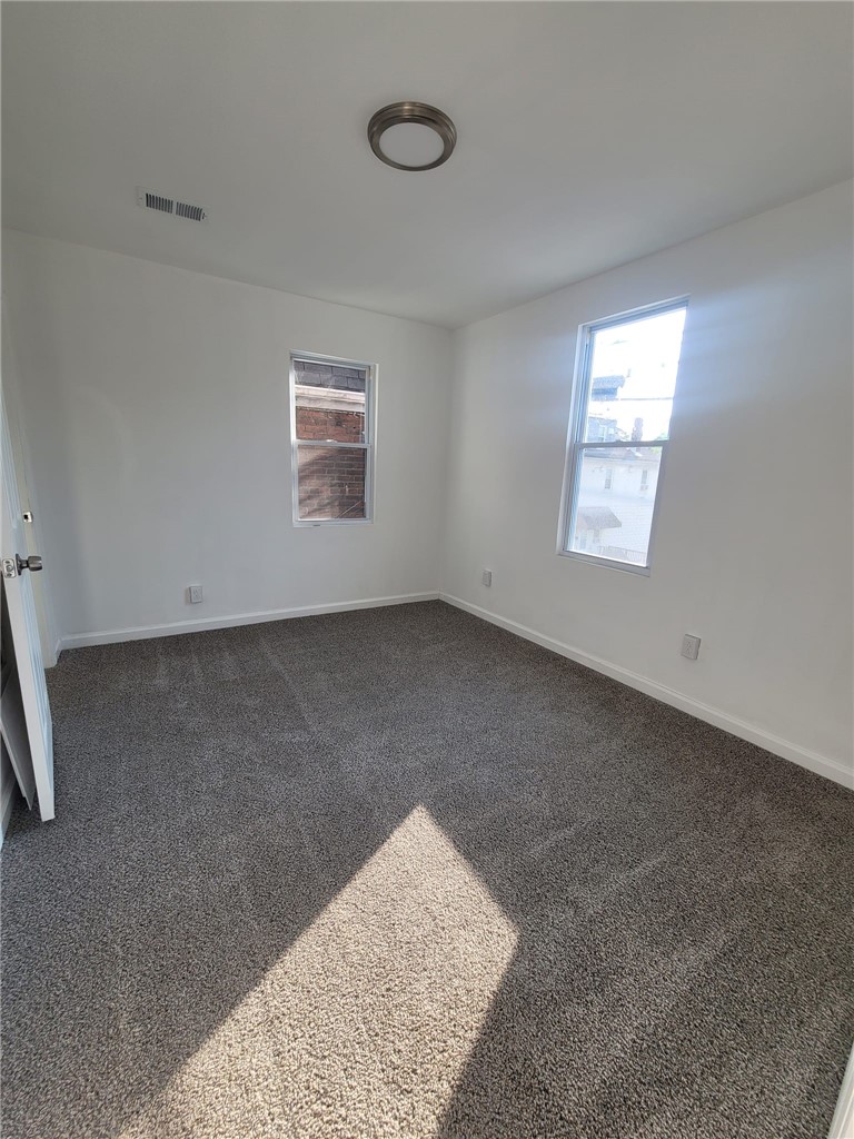 2346 Main St — photo 3