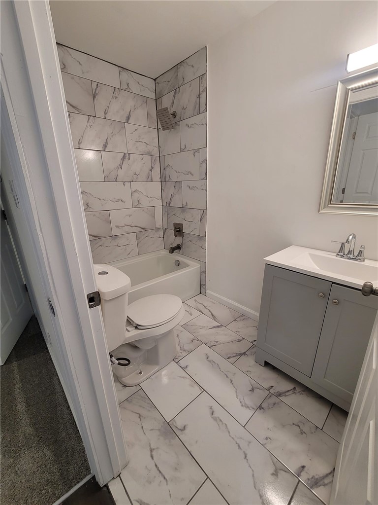 2346 Main St — photo 5