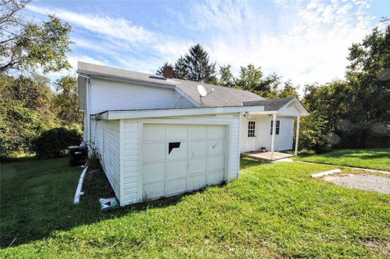 46 Crawford Rd — photo 4