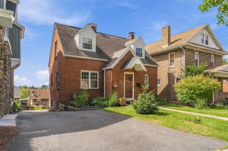 284 Jonquil Pl — photo 2