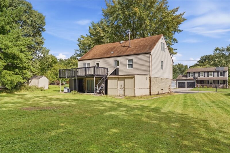 102 Farmington Dr — photo 3