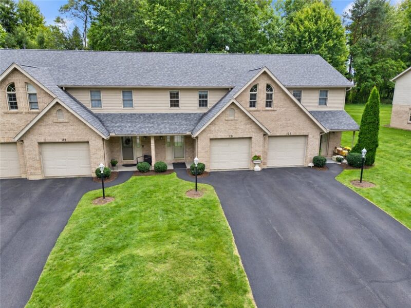 121 Windy Drive — photo 2