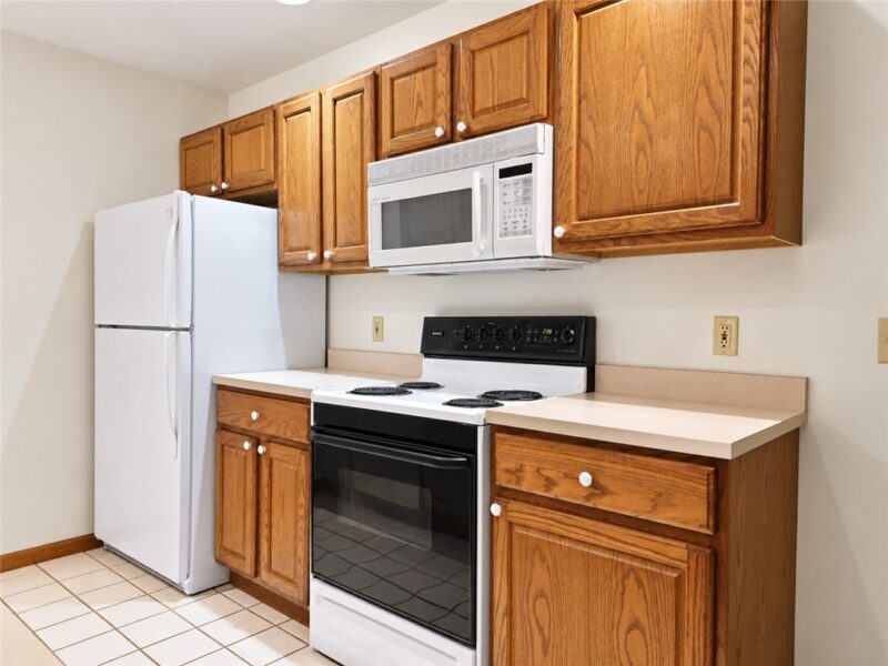 121 Windy Drive — photo 3