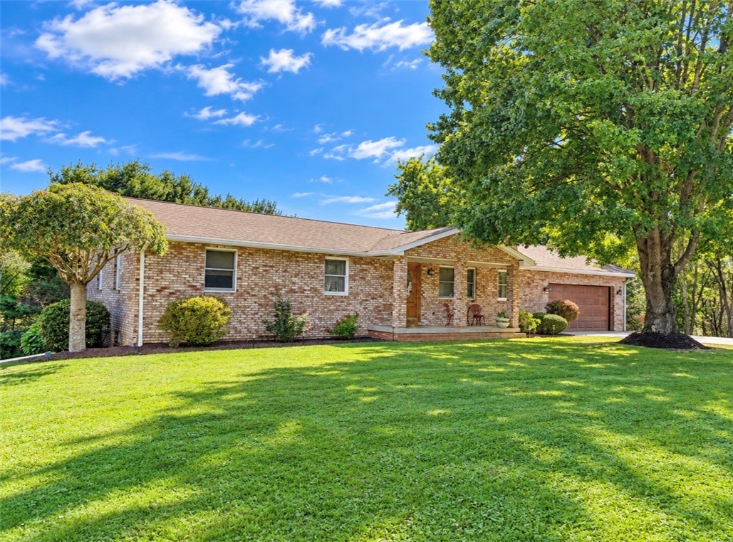 2924 Glenda Dr — photo 1