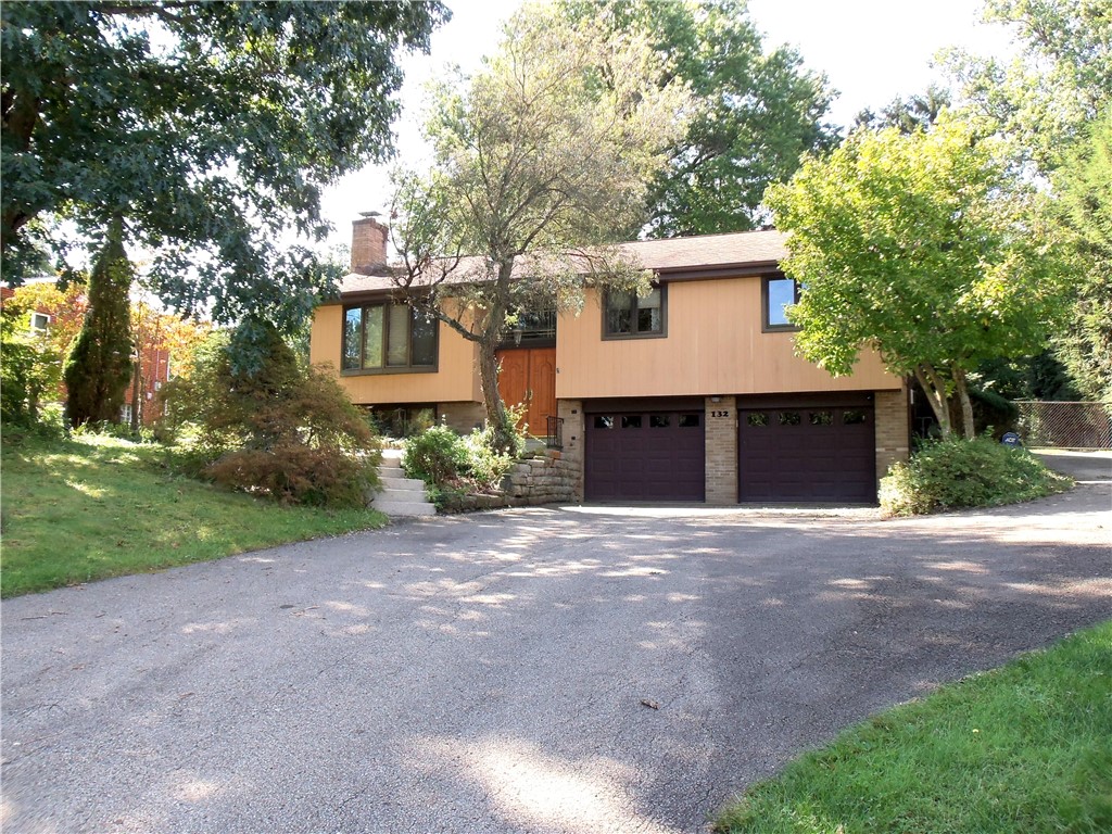 132 Orchard Drive — photo 1
