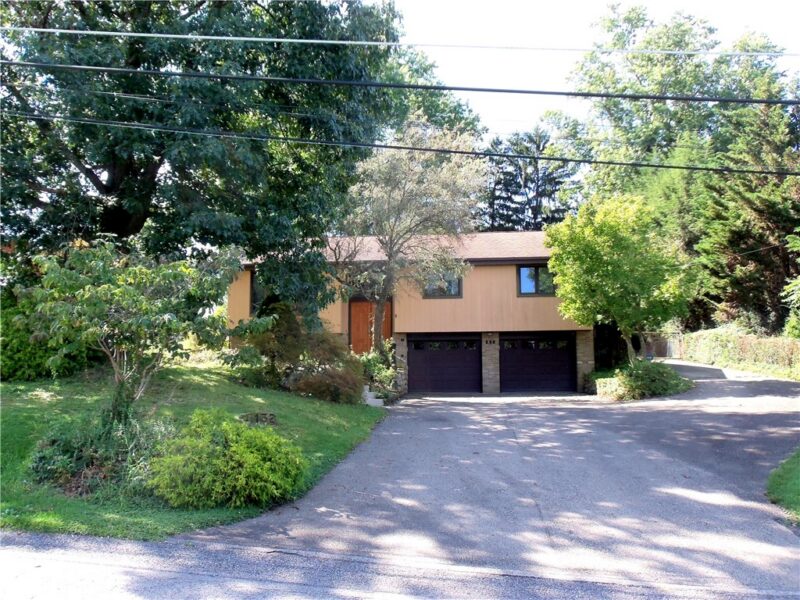 132 Orchard Drive — photo 3