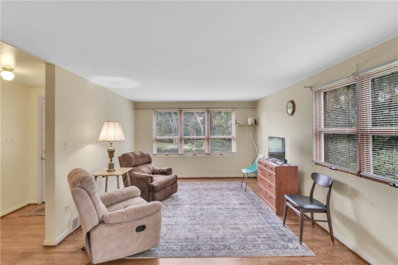 771 Kimlyn AVENUE — photo 8