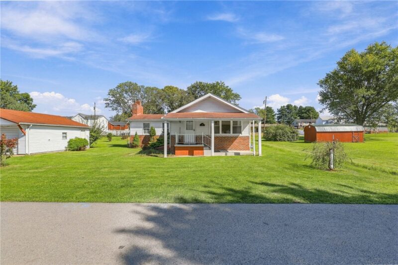 210 Edwards St — photo 3