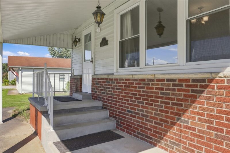210 Edwards St — photo 6