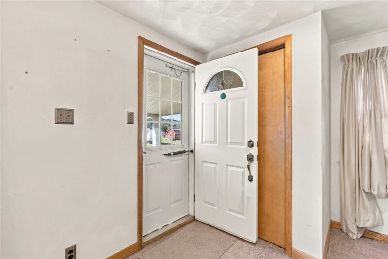 210 Edwards St — photo 7
