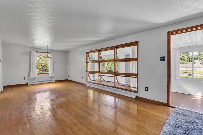 118 Foster Rd — photo 6