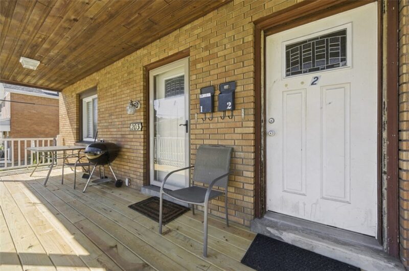 203 Cleveland Ave — photo 3