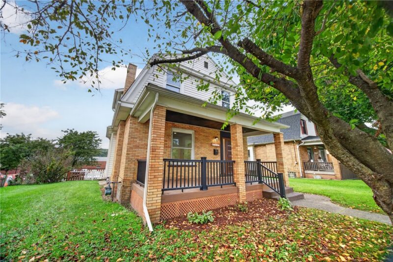 1427 Duss Ave — photo 2