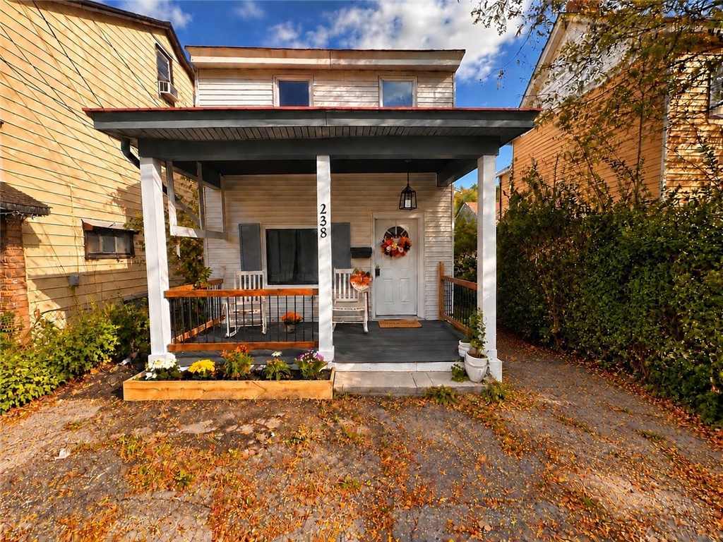238 Parker St — photo 1