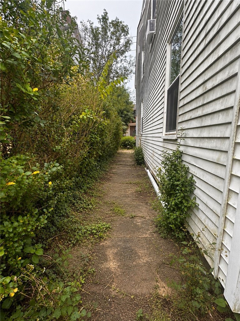 238 Parker St — photo 4