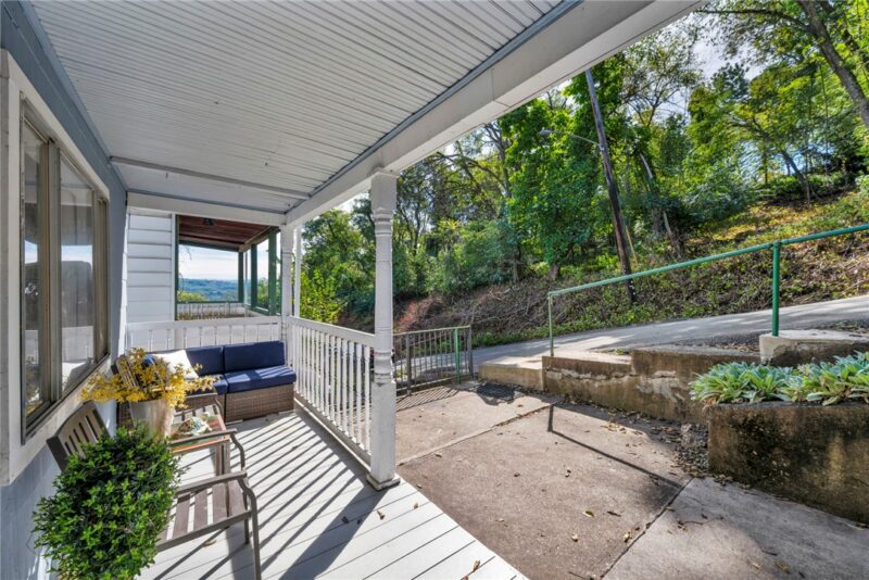 130 Logan St — photo 5
