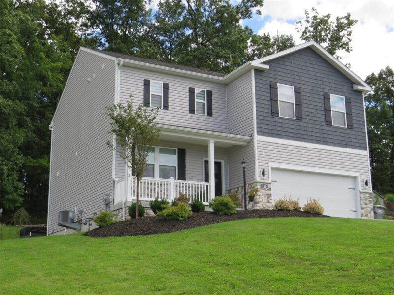 220 Crabapple Lane — photo 3