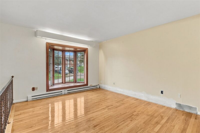 710 Butterfield Drive — photo 3
