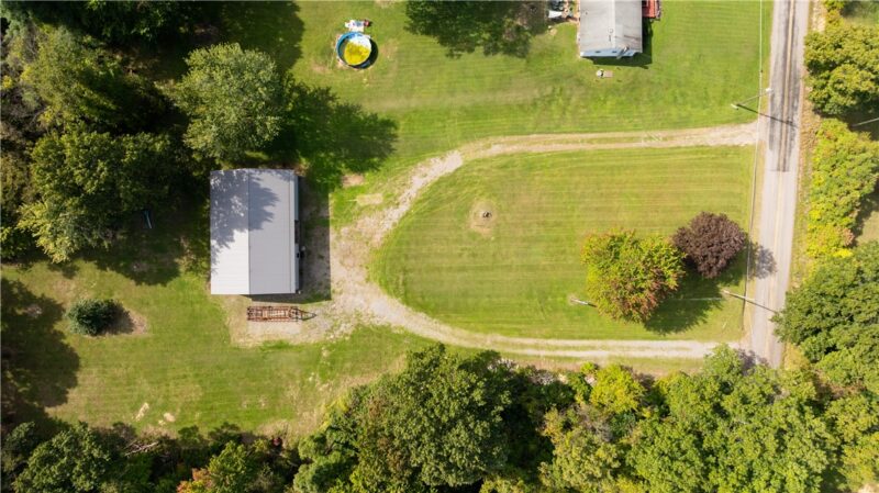 420 Possum Hollow Rd — photo 8