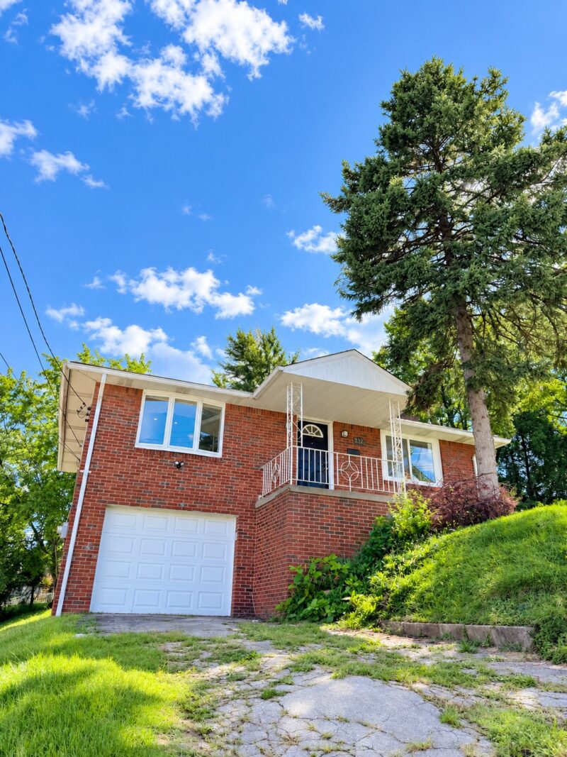 232 Mary STREET — photo 4
