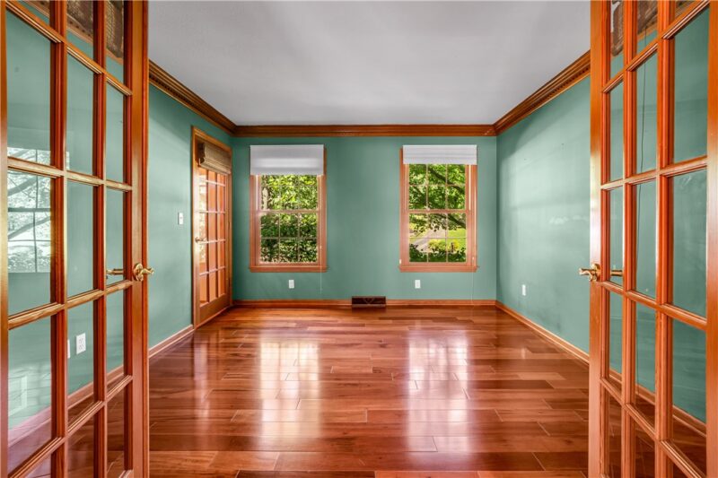 102 Timberlee Drive — photo 3