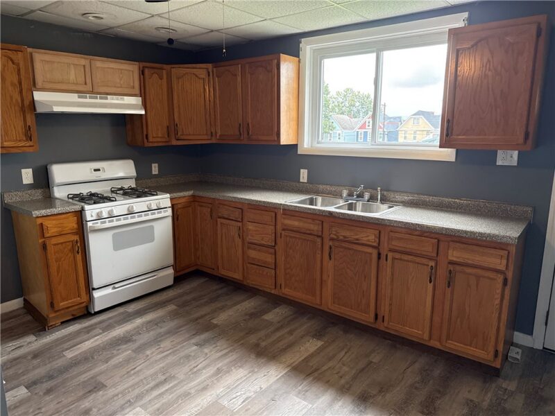 1703 Bailie Ave — photo 6