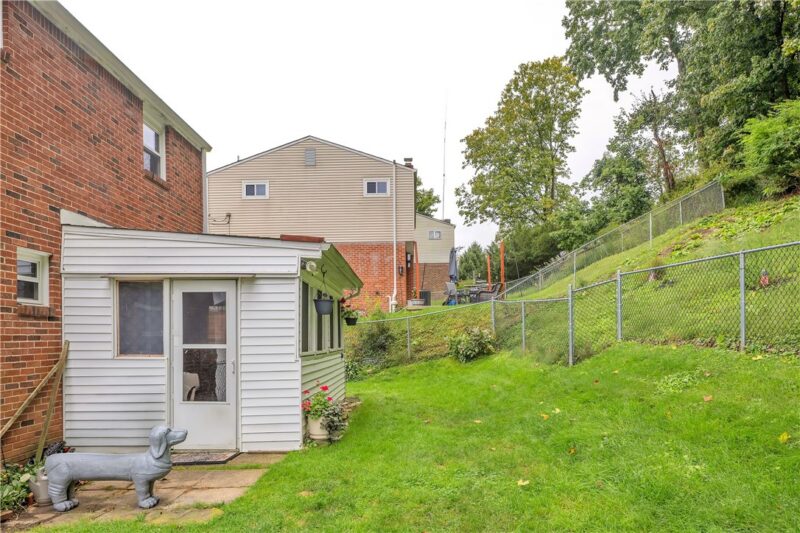 1114 Mcknight Dr — photo 6