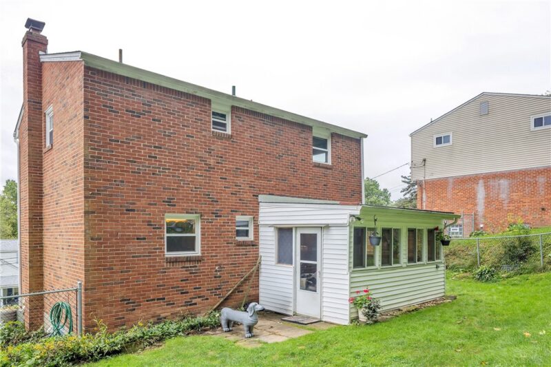 1114 Mcknight Dr — photo 7