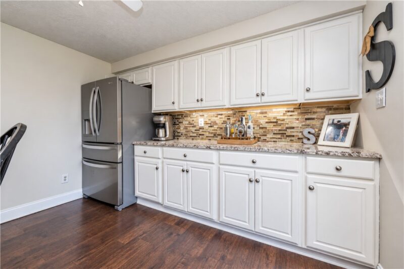 345 Pinehaven Drive — photo 8
