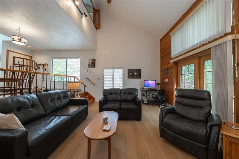 1491 SADDLER WAY — photo 5