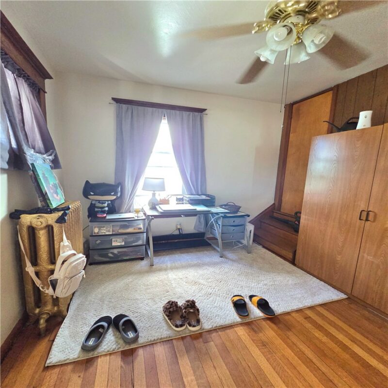 220 Grace Ave — photo 6